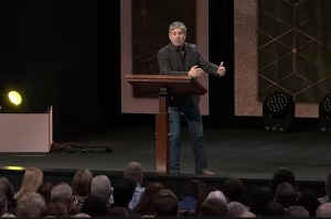 Pastor Jack Hibbs urges Christians to 'armor up' in 2025