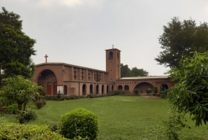 Pakistan's oldest seminary removes chairman amid accusations corruption