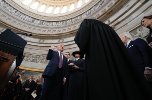 71% of Americans support presidents placing hand on Bible during inauguration, poll finds