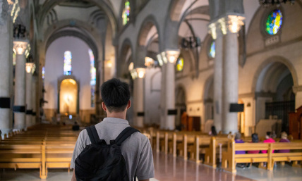 UK seeing 'quiet revival' as church attendance rises, especially among Gen Z 