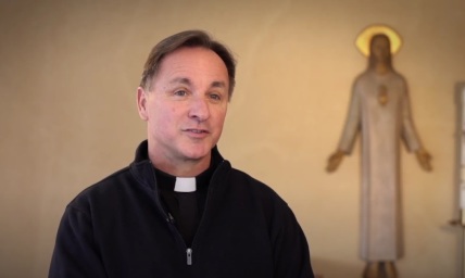 Illinois priest reinstated after being cleared of sex abuse allegations