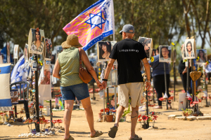 Why do we carry the dead? Jews do not leave their dead behind