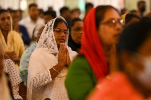 5 interesting historical facts about Easter services 