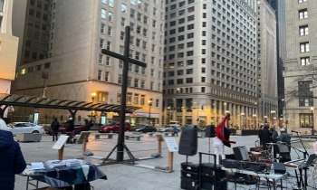 Chicago's Daley Plaza to host 18th annual 'Cross on the Plaza' for Easter