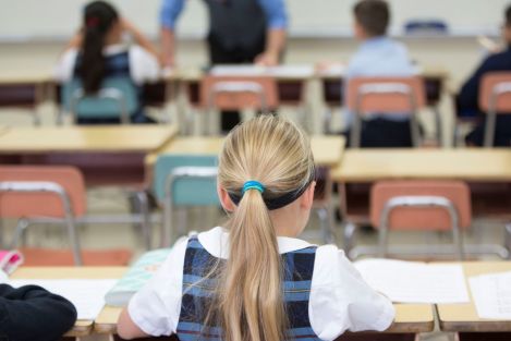 Texas lawmakers a step closer to creating $1 billion private school voucher program