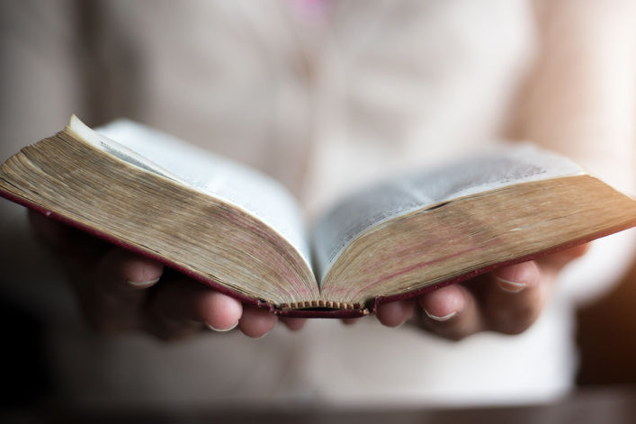 9 Christians imprisoned, fined over $100K for distributing Bibles in China