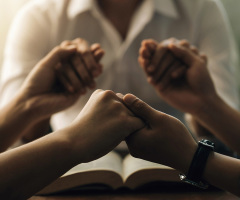 Fla. city settles with atheist group to end legal fight over prayer vigil