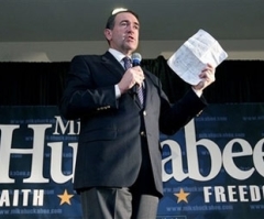 Republicans Split on Huckabee Staying in Race