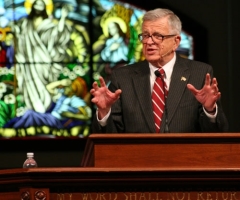 Chuck Colson Diagnoses 'Heart' of Church Problem