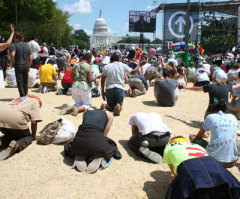 Thousands Fast, Cry Mercy for America