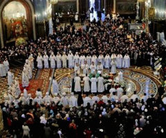 Russians Bid Farewell to Orthodox Leader