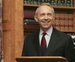 High Court Justice Souter Plans to Retire in June