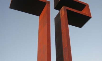 77-Foot Cross Raised Alongside Texas Interstate