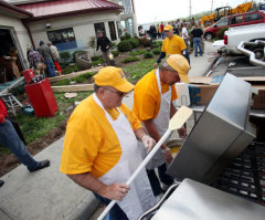 Tornadoes Kill Hundreds in South; Christian Relief Teams Move In