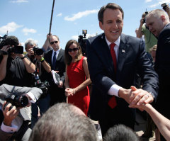 Tim Pawlenty Begins First Official Day on the Presidential Campaign Trail