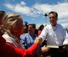 Mitt Romney Makes Bid for Presidency Official in N.H.