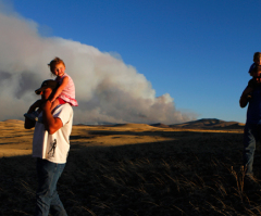 Arizona Wallow Fire: Health Warnings Issued as State Line Is Breached