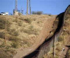 Ariz.-Mexican Border to Be Fenced Using Private Donations