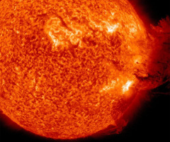 Enormous Magnetic Waves Bake Sun's Corona