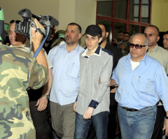 Gilad Shalit Release: Israeli Soldier Home After 5 Years; 477 Palestinian Prisoners Freed