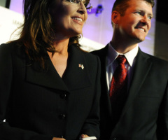 Sarah Palin Facebook Rebuke Tells Obama 'I Told You So'