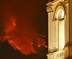 Mount Etna Eruptions Offer Spectacular Show (PHOTO)