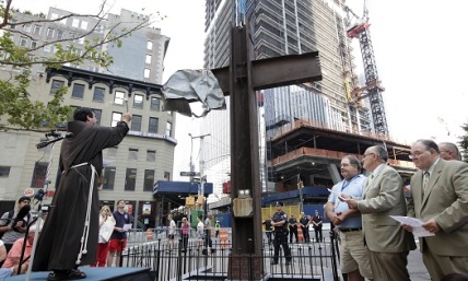 Thousands Sign Petition to Include Prayer in New York 9/11 Service