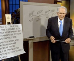 Pat Robertson Blasted for Alzheimer's Divorce Advice