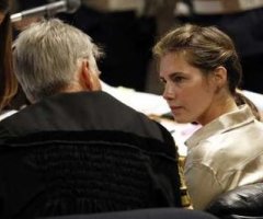 Amanda Knox Appeal Trial: Prosecutors Show Jury Horrific Photos of Kercher