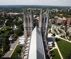 National Cathedral Removes 2 Tons of Stonework Damaged by Earthquake