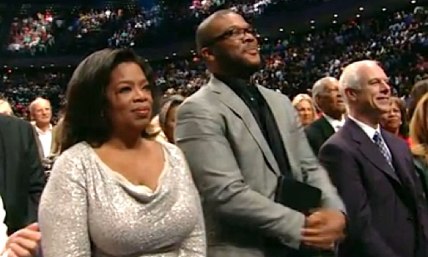 Joel Osteen Welcomes Oprah Winfrey, Tyler Perry to Lakewood Church (VIDEO)