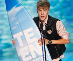 Justin Bieber 'Under The Mistletoe' Revealing the Message of Christ?