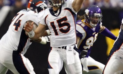 Boxer Floyd Mayweather, Jr. Bets $1 Million Against Tim Tebow