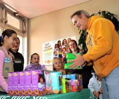 Teen Girl Scout Member Calls for Boycott Over Group's Transgender Policy