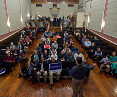 Study: Presidential Candidates Expressing Their Faith May Be Turning Voters Off