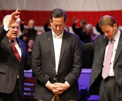 La. Pastor Defends 'Christian Nation' Comments During Santorum Visit