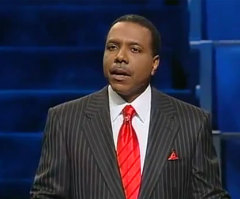 Creflo Dollar Denies Abuse Charges, Mark Was 'Skin Abrasion from Eczema' (VIDEO)