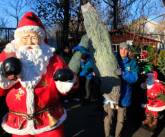 7 in 10 Americans Prefer 'Merry Christmas' Over 'Happy Holidays': Poll