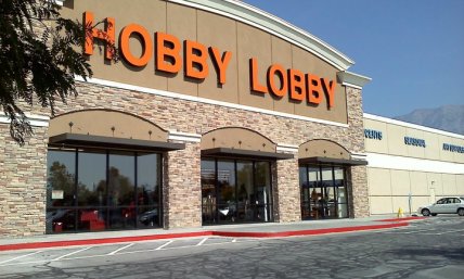 Mike Huckabee Promotes Hobby Lobby Appreciation Day Jan. 5 to Fight HHS Mandate