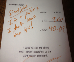 Christian Leader Counters 'Pastor Tip Gate' With Gracious Gratuity, Note