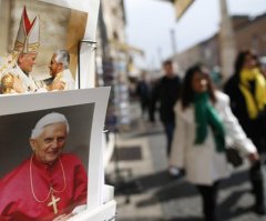 Evangelical Leaders Praise Pope Benedict XVI's Concern for Life, Christian Unity