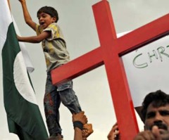 Rioters Arrested After 150 Christian Homes in Pakistan Were Burned Over 'Blasphemy'