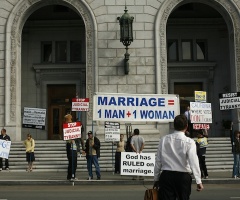 Biblical Definition of Marriage, Same-Sex Unions to Top Sermon Notes This Sunday