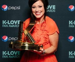 Kari Jobe, K-LOVE 'Female Vocalist' of the Year: 'I Use Music to Exalt God'